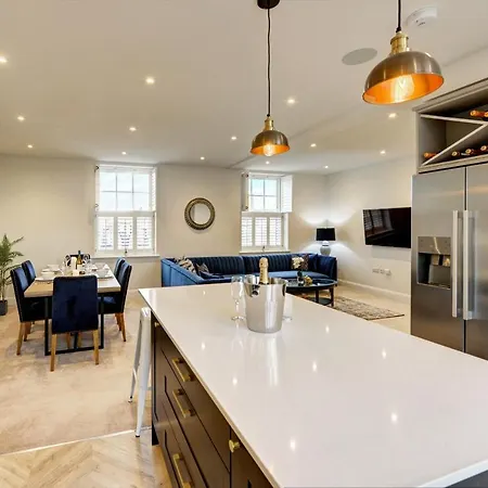 Apartamento The Penthouse - Allocated Parking With Views