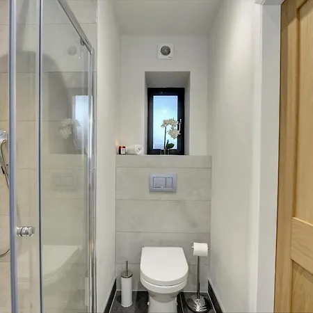 The Penthouse - Allocated Parking With Views 아파트 *